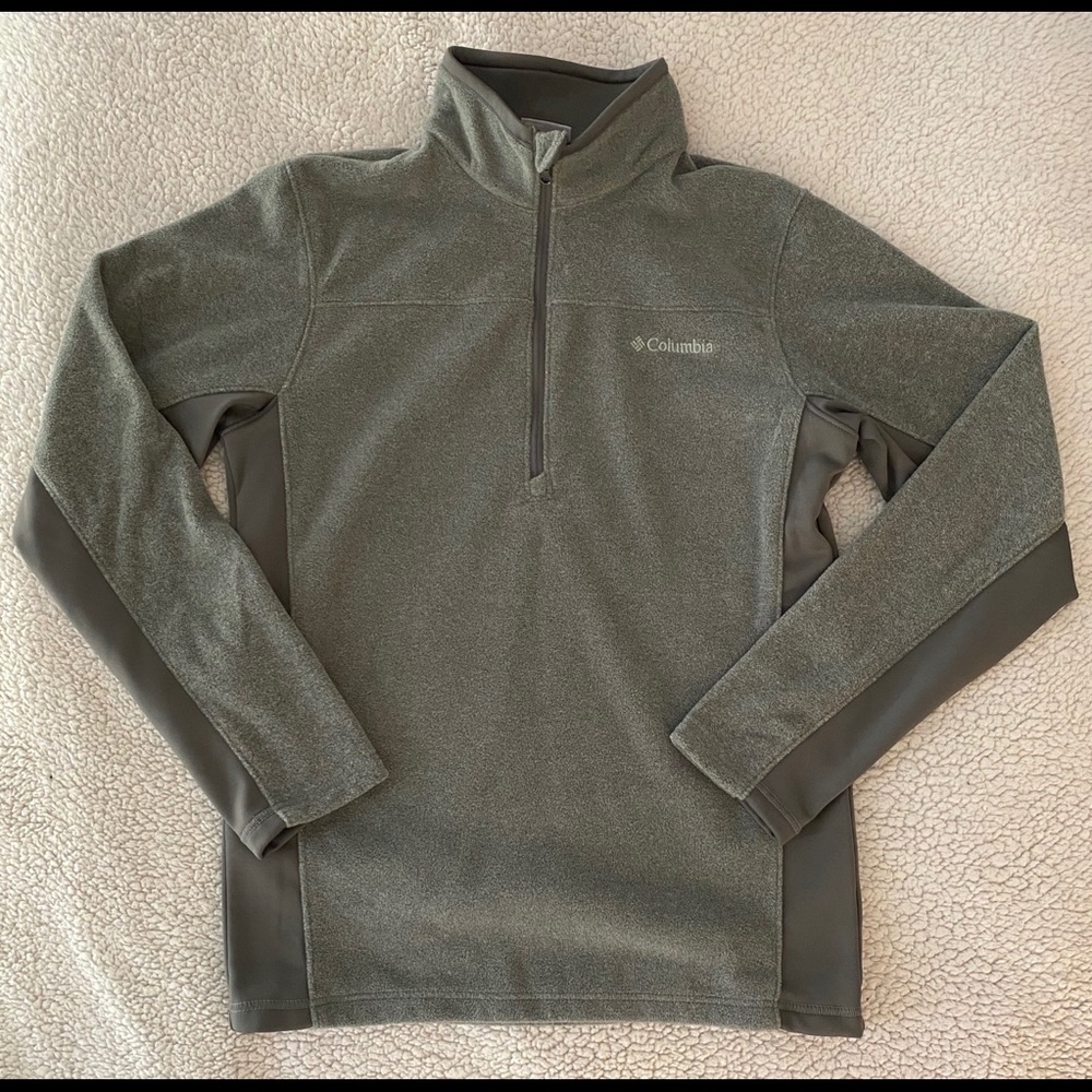 Columbia Quarter Zip Pullover